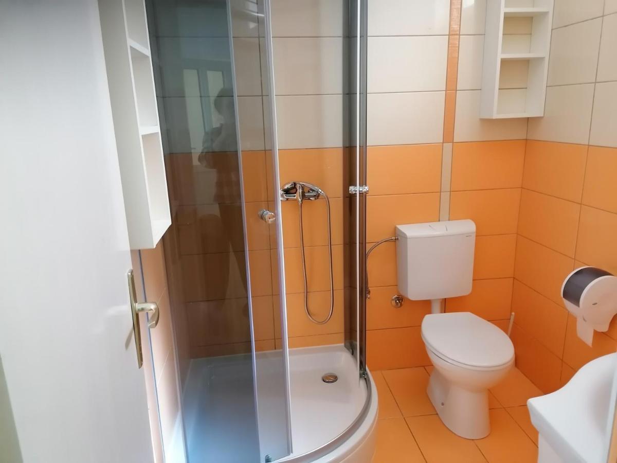 Studio Apartman Villa Juras Baška Exterior foto
